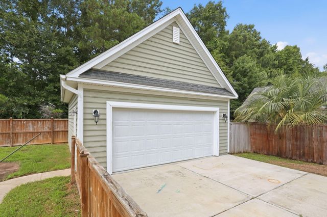 150 Pavilion Street, Summerville, SC 29483