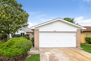 4922 Crestway Drive, La Porte, TX 77571