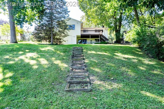 3820 Percy King Road, Waterford, MI 48329