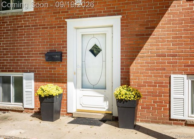 3820 Percy King Road, Waterford, MI 48329