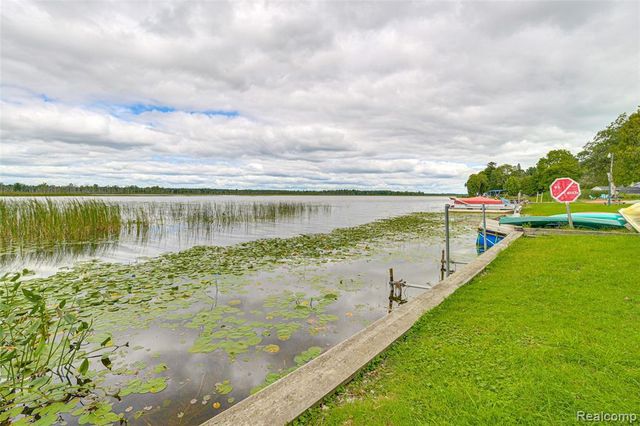 805 Rainbow Drive, East Tawas, MI 48730