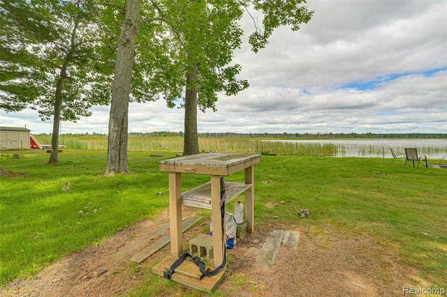 805 Rainbow Drive, East Tawas, MI 48730