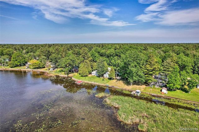 805 Rainbow Drive, East Tawas, MI 48730