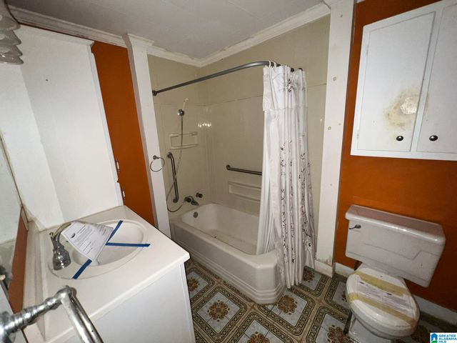 104 OLD HIGHWAY 25 E, Columbiana, AL 35051