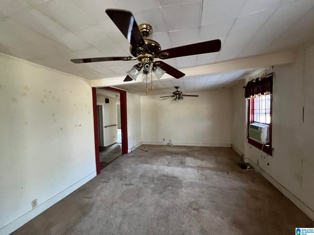 104 OLD HIGHWAY 25 E, Columbiana, AL 35051