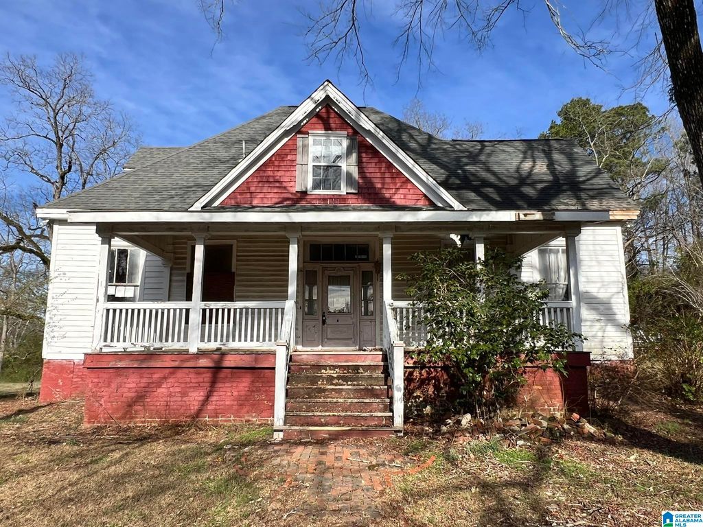 104 OLD HIGHWAY 25 E, Columbiana, AL 35051