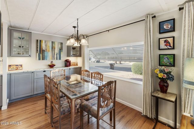 507 S PARK VIEW Circle, Mesa, AZ 85208