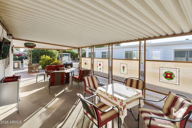 507 S PARK VIEW Circle, Mesa, AZ 85208