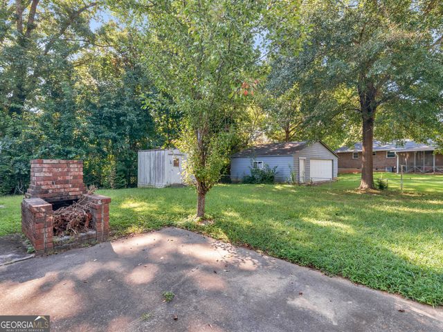 242 Lake Jodeco Road, Jonesboro, GA 30236