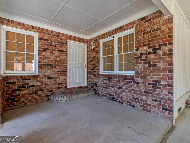 242 Lake Jodeco Road, Jonesboro, GA 30236