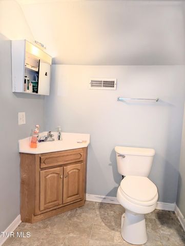 282 Walnut Hill Road, Bristol, TN 37620