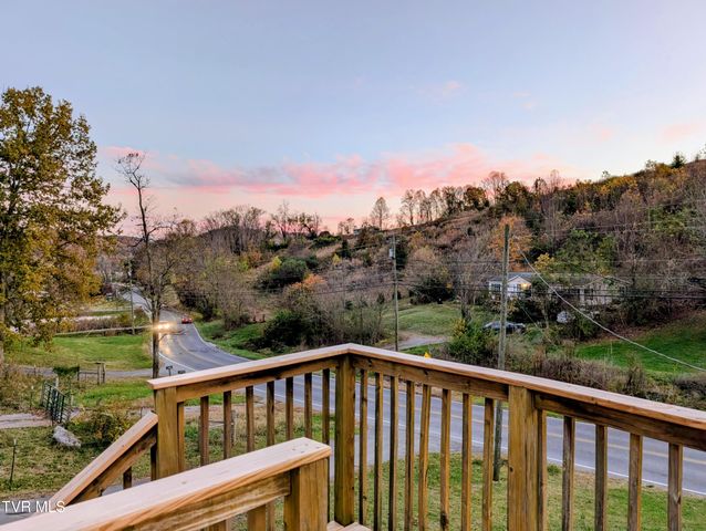 282 Walnut Hill Road, Bristol, TN 37620