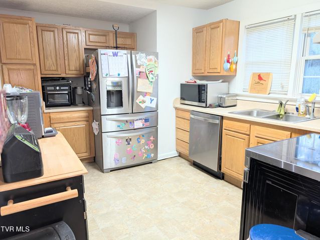 282 Walnut Hill Road, Bristol, TN 37620