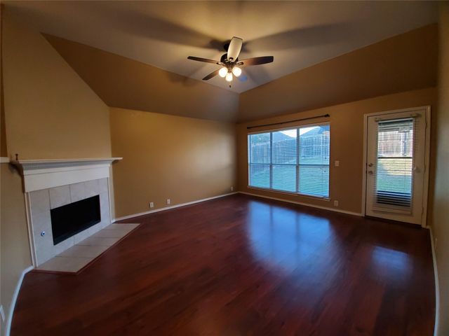 4017 Chinaberry Drive, Garland, TX 75043