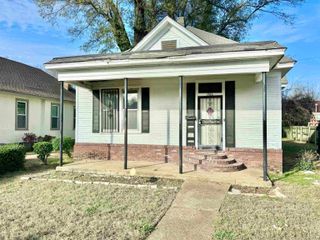 1366 SNOWDEN AVE, Memphis, TN 38107