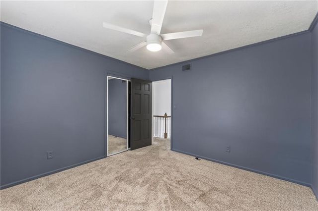 2820 NW 5th Street W, Blue Springs, MO 64014