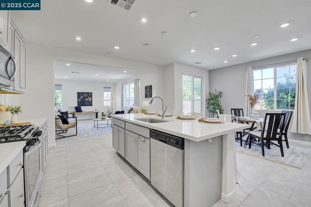 5408 Mazant Loop, Antioch, CA 94531