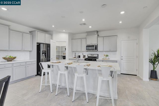 5408 Mazant Loop, Antioch, CA 94531