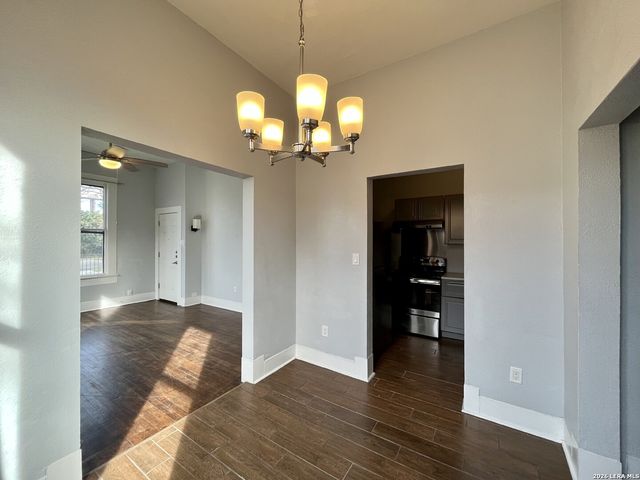 506 W Drexel Ave Apt 1, San Antonio, TX 78210