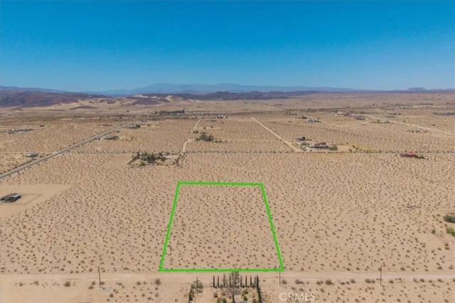 4106 Alfalfa, 29 Palms, CA 92277