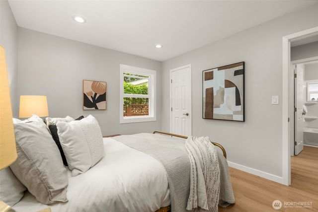 8150 13th Avenue SW, Seattle, WA 98106
