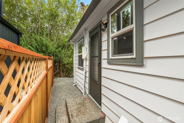8150 13th Avenue SW, Seattle, WA 98106