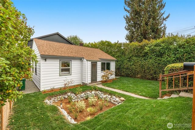 8150 13th Avenue SW, Seattle, WA 98106