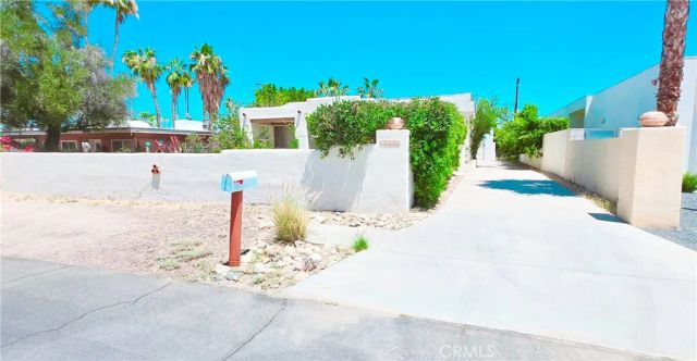 1932 S Barona, Palm Springs, CA 92264