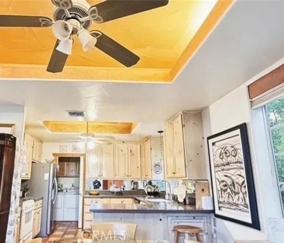 1932 S Barona, Palm Springs, CA 92264