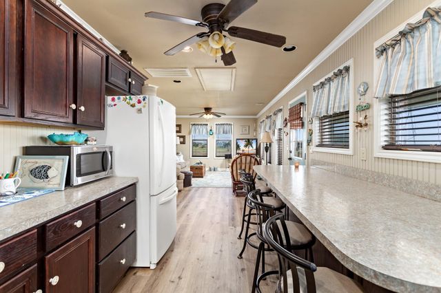 1515 Galveston Avenue, Port Bolivar, TX 77650