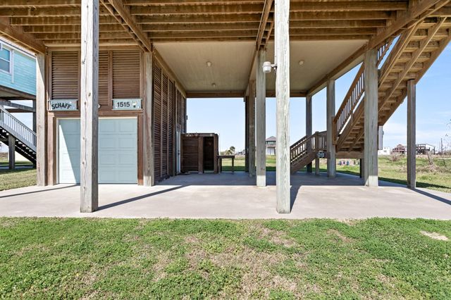 1515 Galveston Avenue, Port Bolivar, TX 77650