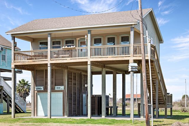 1515 Galveston Avenue, Port Bolivar, TX 77650
