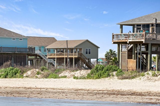 1515 Galveston Avenue, Port Bolivar, TX 77650