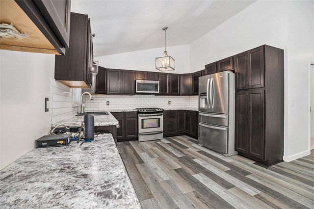 449 Cleveland Street, Coopersville, MI 49404