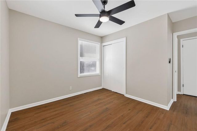 8132 Sterling Avenue, Raytown, MO 64138