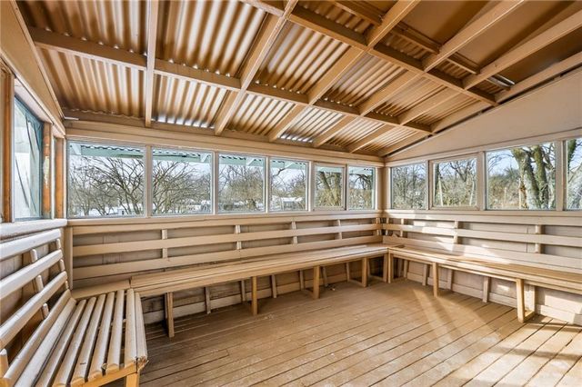 8132 Sterling Avenue, Raytown, MO 64138