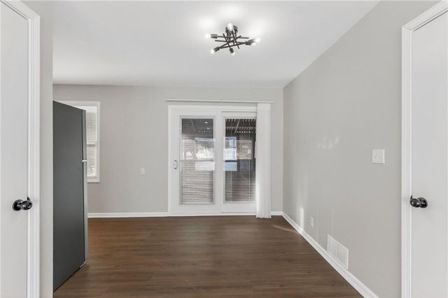 8132 Sterling Avenue, Raytown, MO 64138