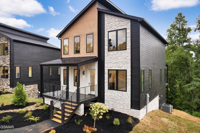 1222 Reedmont Way, Sevierville, TN 37876