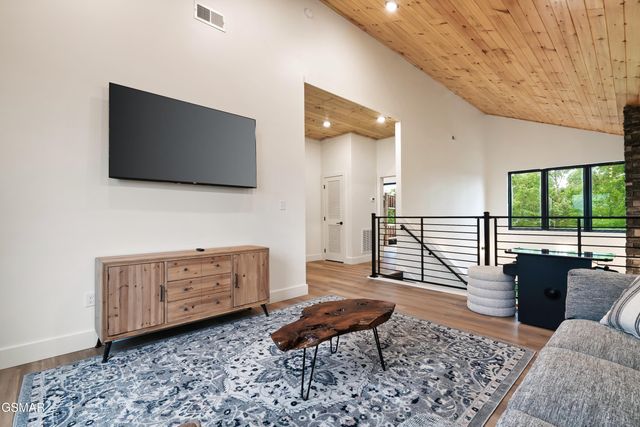 1222 Reedmont Way, Sevierville, TN 37876