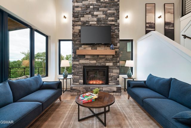 1222 Reedmont Way, Sevierville, TN 37876