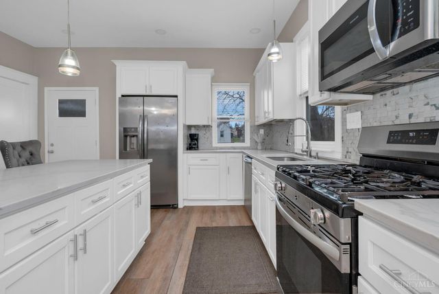 1805 De Armand Avenue, North College Hill, OH 45239