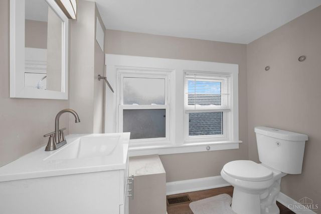 1805 De Armand Avenue, North College Hill, OH 45239