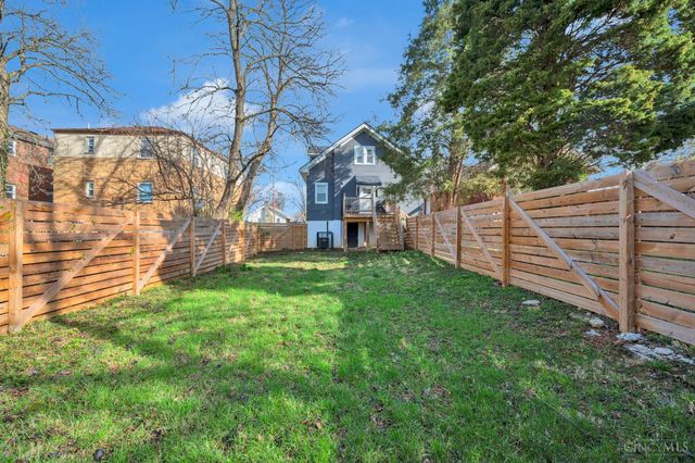 1805 De Armand Avenue, North College Hill, OH 45239