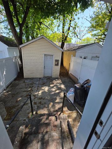 9245 76th Street, Woodhaven, NY 11421