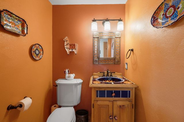 266 San Andres Road, Corrales, NM 87048