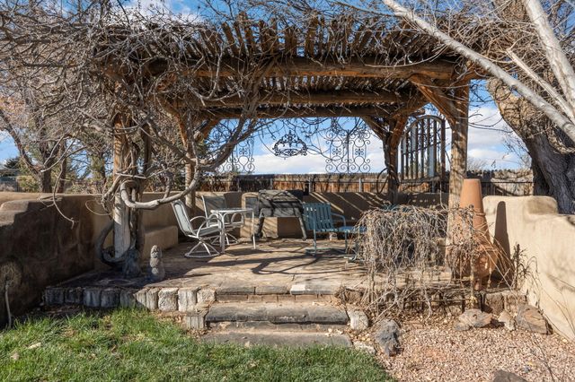 266 San Andres Road, Corrales, NM 87048