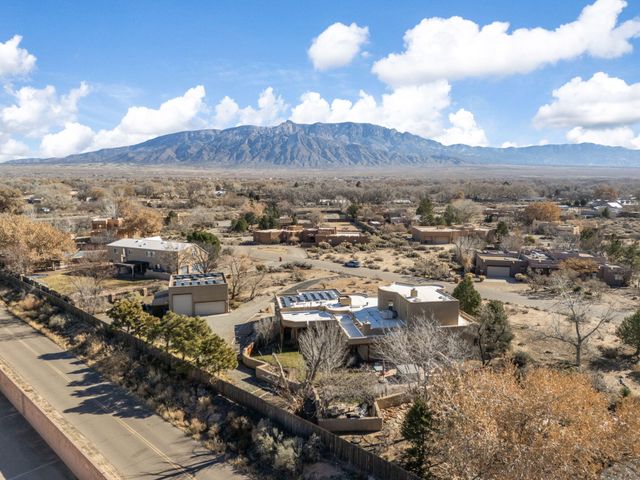 266 San Andres Road, Corrales, NM 87048