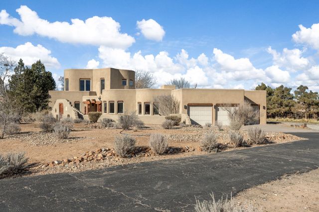 266 San Andres Road, Corrales, NM 87048