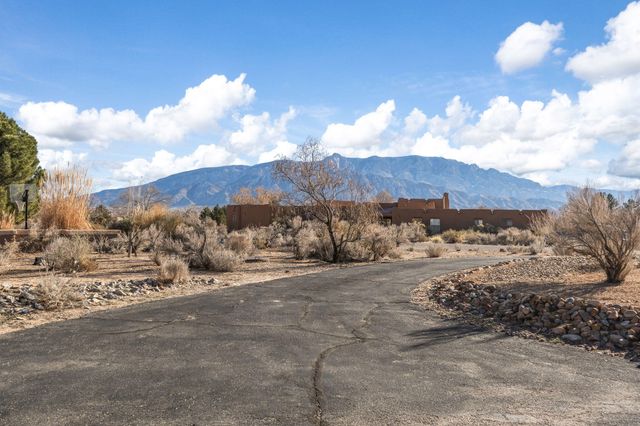 266 San Andres Road, Corrales, NM 87048