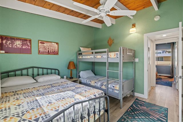 6006 MIDNIGHT PASS ROAD 44, Sarasota, FL 34242